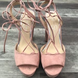 Jessica’s Simpson heels